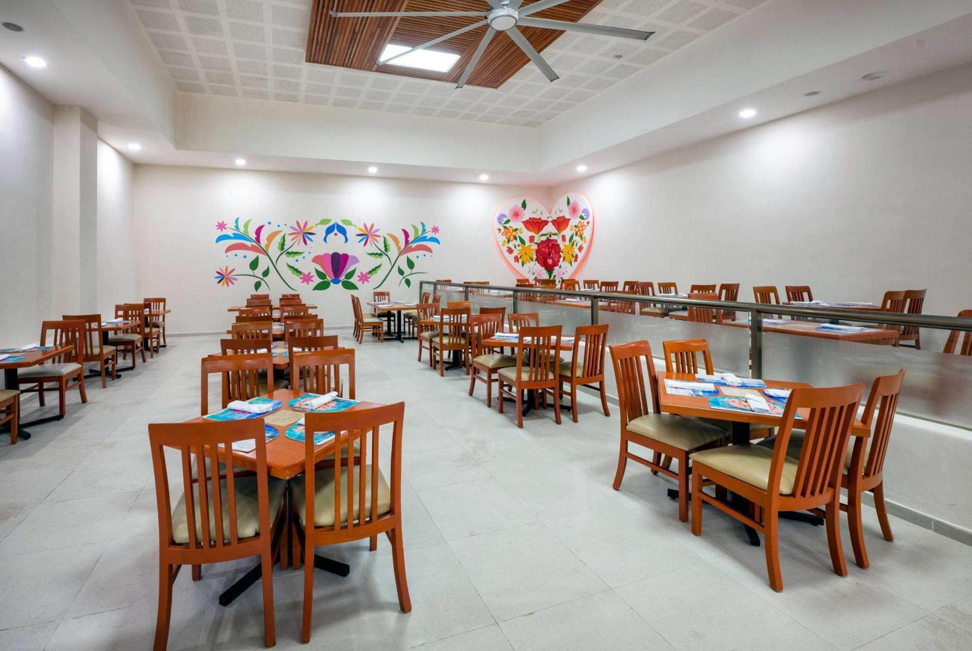 Viva Wyndham Azteca All Inclusive Playa del Carmen Esterno foto
